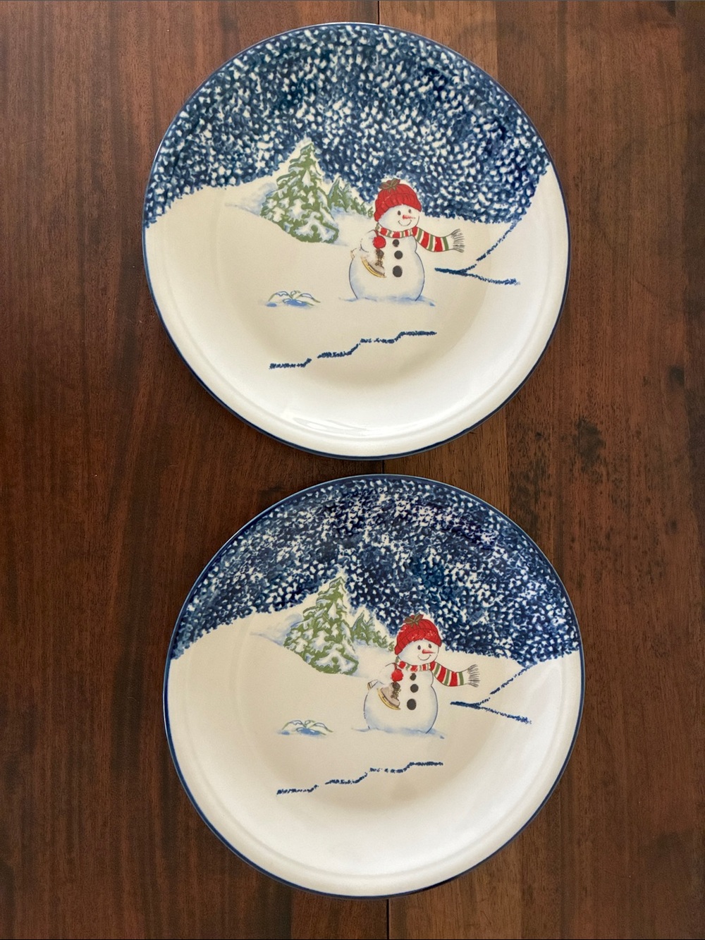 Set of 2 Thomson Pottery Winter Snowman Dinner Plates Spongeware Christmas